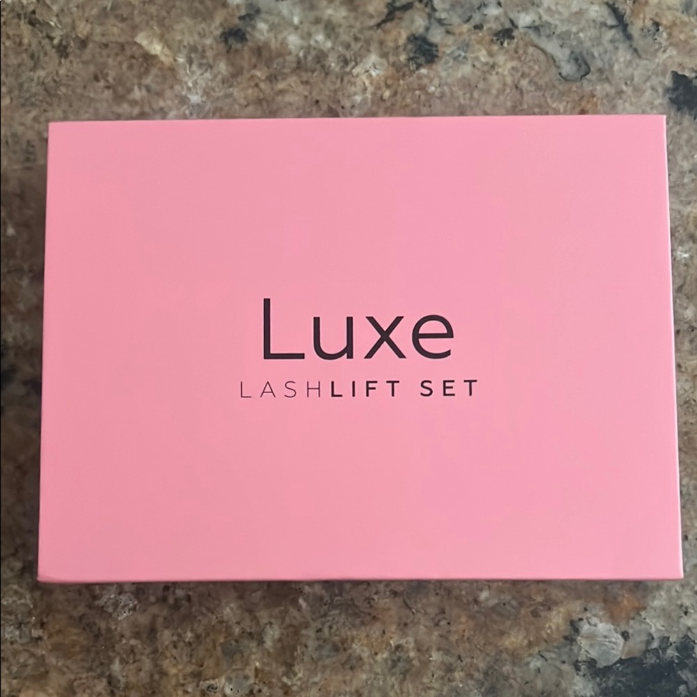 Luxe Lash Lift Set in Pink